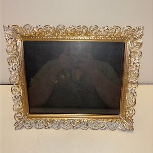 Gold tone 8x10 Hollywood Regency Metal Photo Frame Tabletop Wall